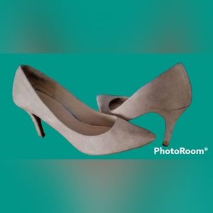 Heels size 9½
